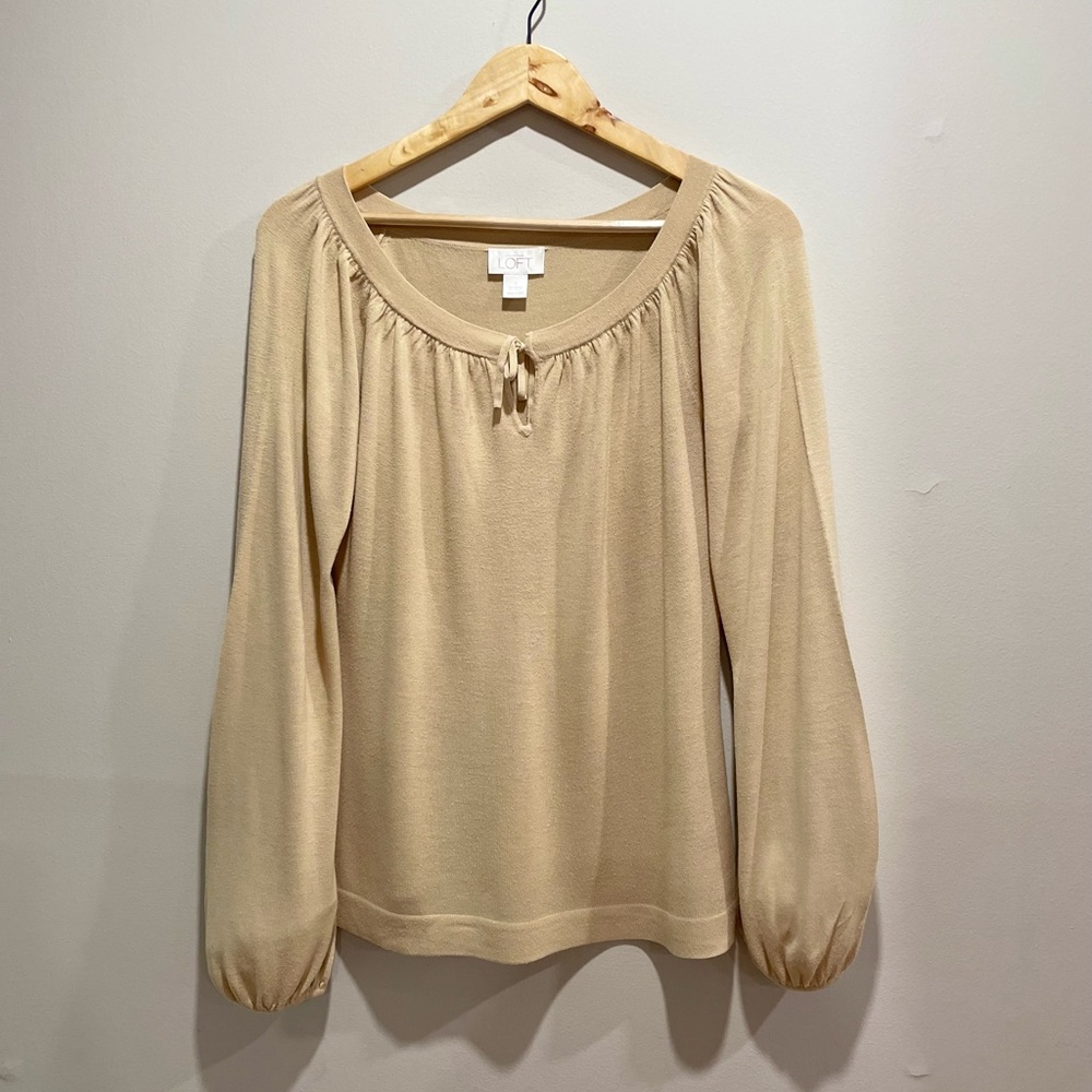 LOFT Puff Sleeve Top